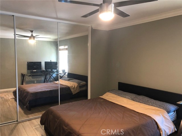 MLS #OC25242923 image #14