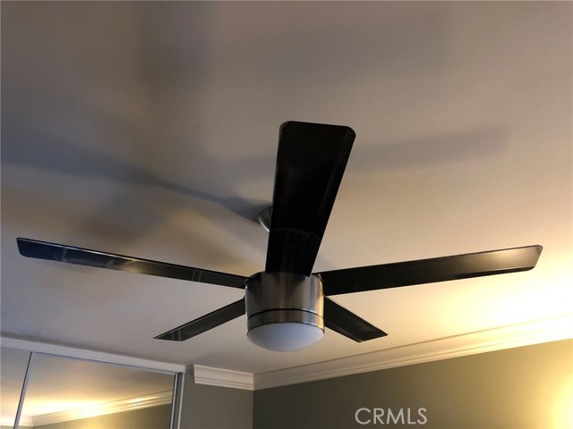 MLS #OC25242923 image #16