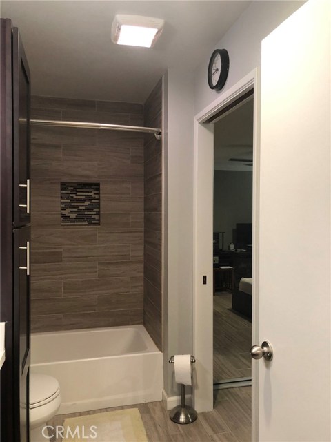 MLS #OC25242923 image #19