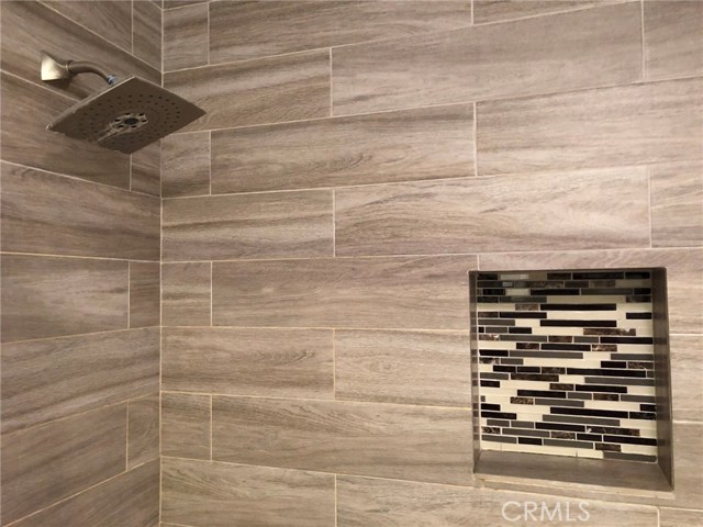 MLS #OC25242923 image #23