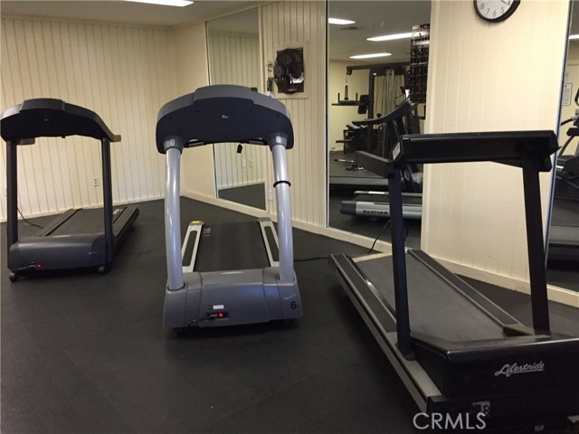 MLS #OC25242923 image #33