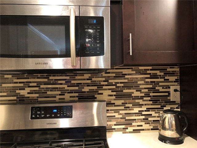 MLS #OC25242923 image #4