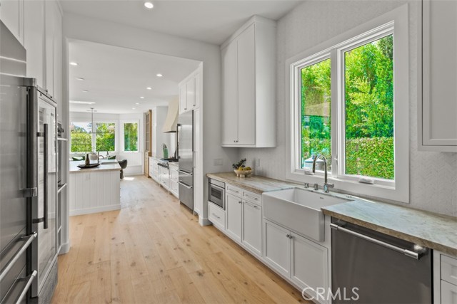 MLS #OC25242931 image #23