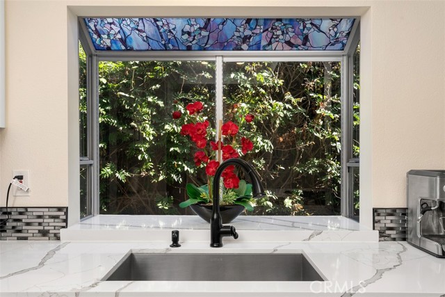 MLS #OC25242968 image #11