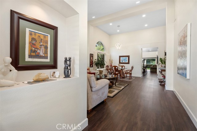 MLS #OC25242968 image #3