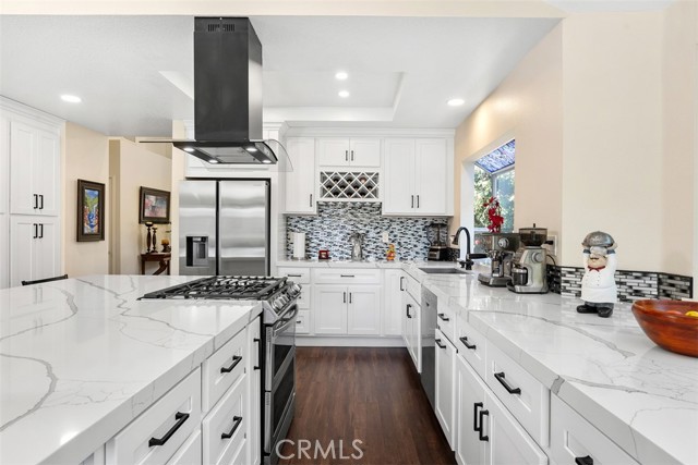 MLS #OC25242968 image #8