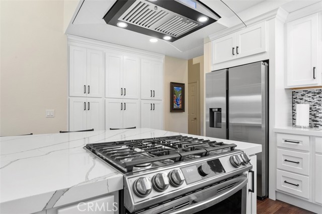 MLS #OC25242968 image #9