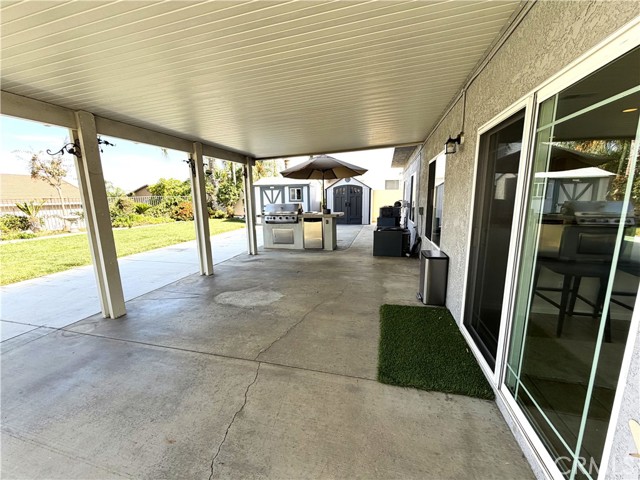 MLS #OC25243082 image #15