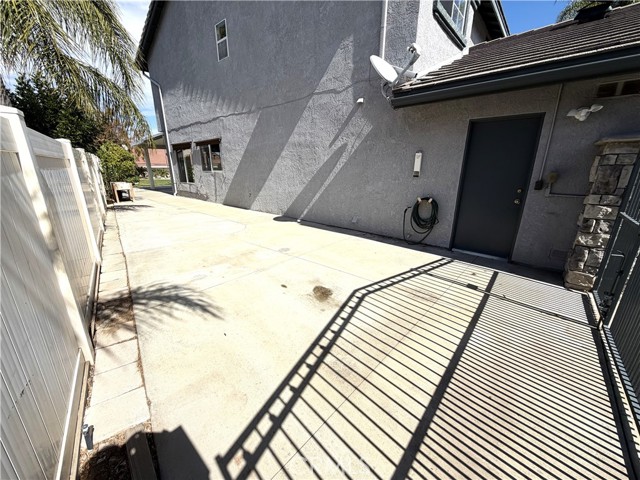 MLS #OC25243082 image #3