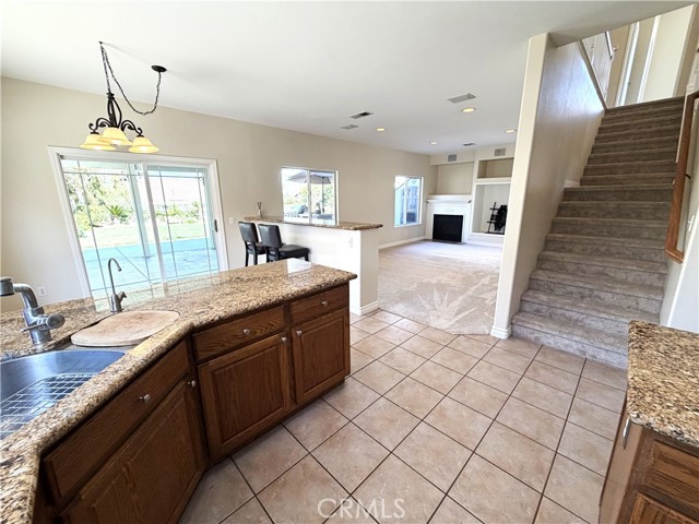 MLS #OC25243082 image #8