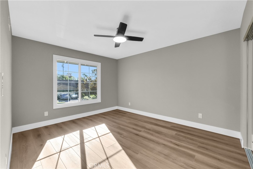 MLS #OC25243083 image #20