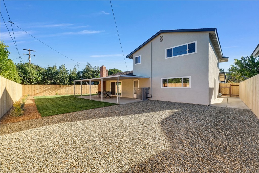 MLS #OC25243083 image #25