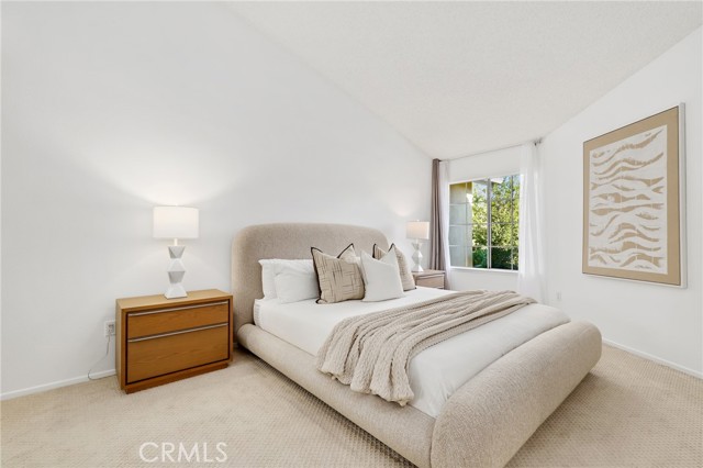 MLS #OC25243087 image #16