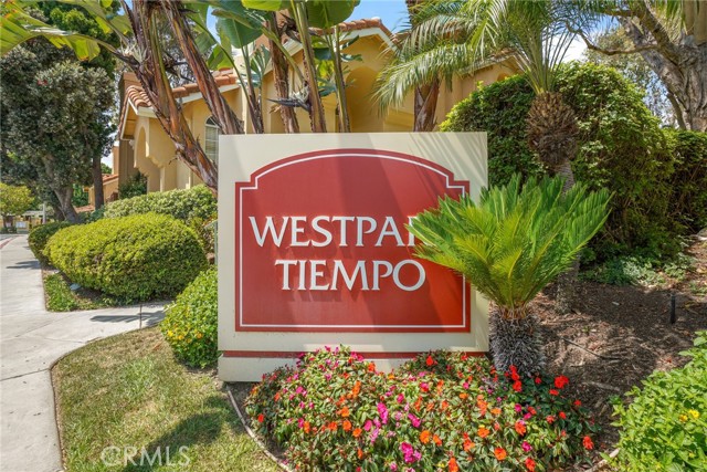 MLS #OC25243087 image #22