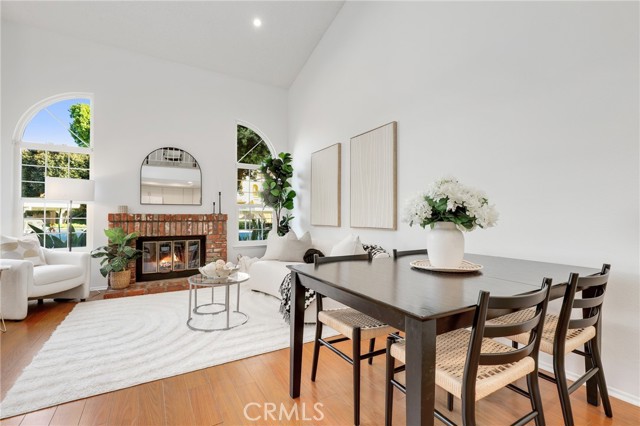 MLS #OC25243087 image #5