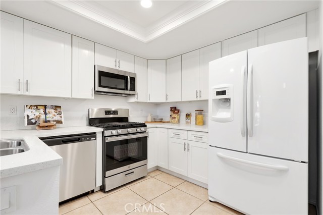 MLS #OC25243087 image #8