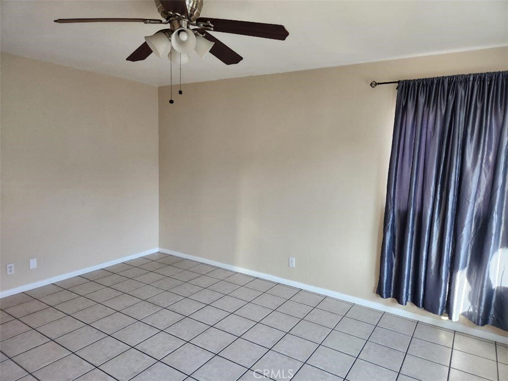 MLS #OC25243089 image #2