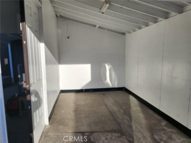 MLS #OC25243103 image #9