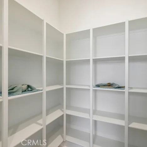 MLS #OC25243159 image #4