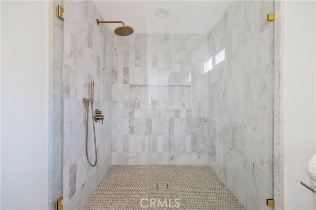MLS #OC25243220 image #13