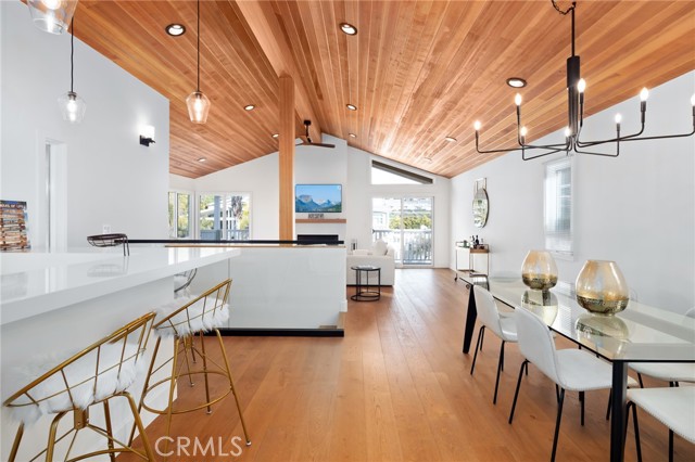 MLS #OC25243228 image #5