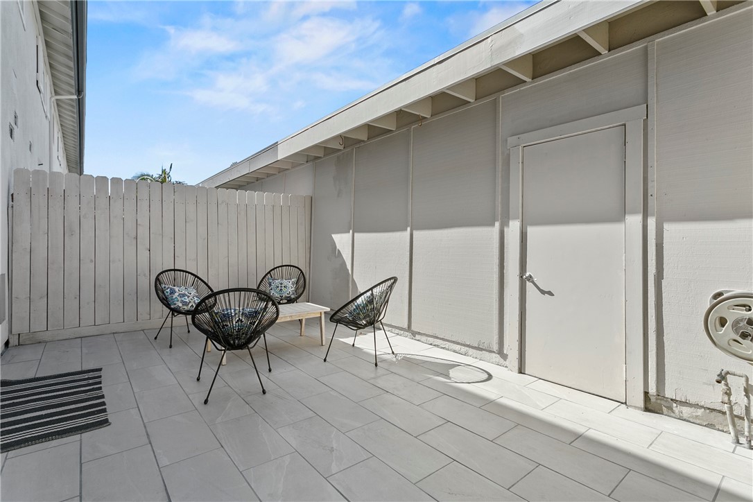 MLS #OC25243251 image #10