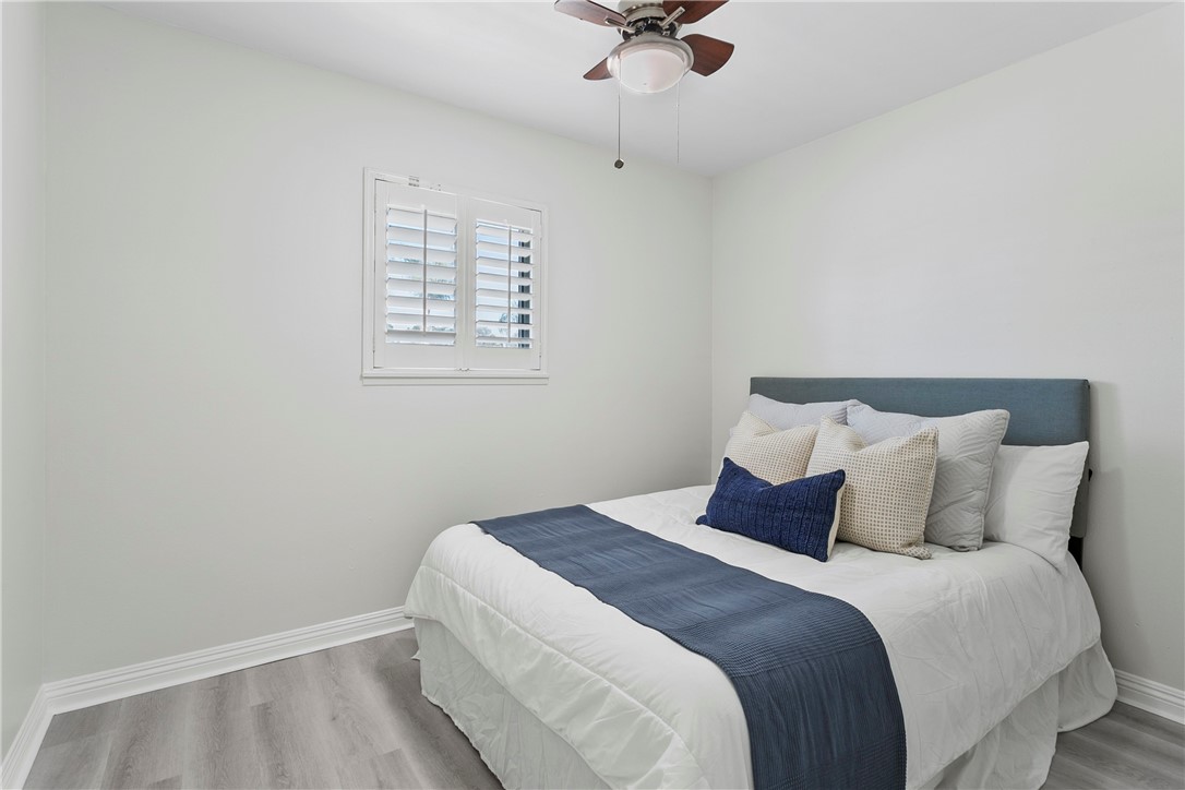 MLS #OC25243251 image #12