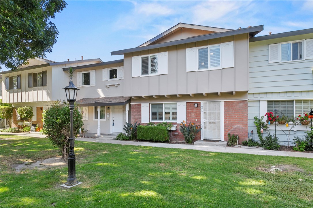 MLS #OC25243251 image #20