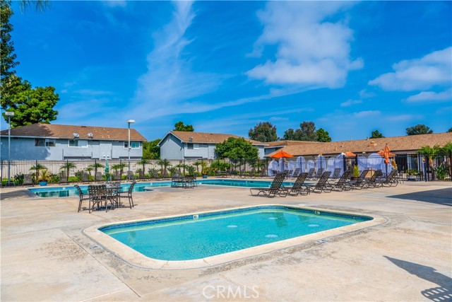 MLS #OC25243251 image #22