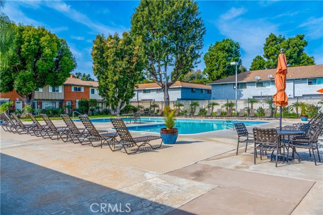 MLS #OC25243251 image #23