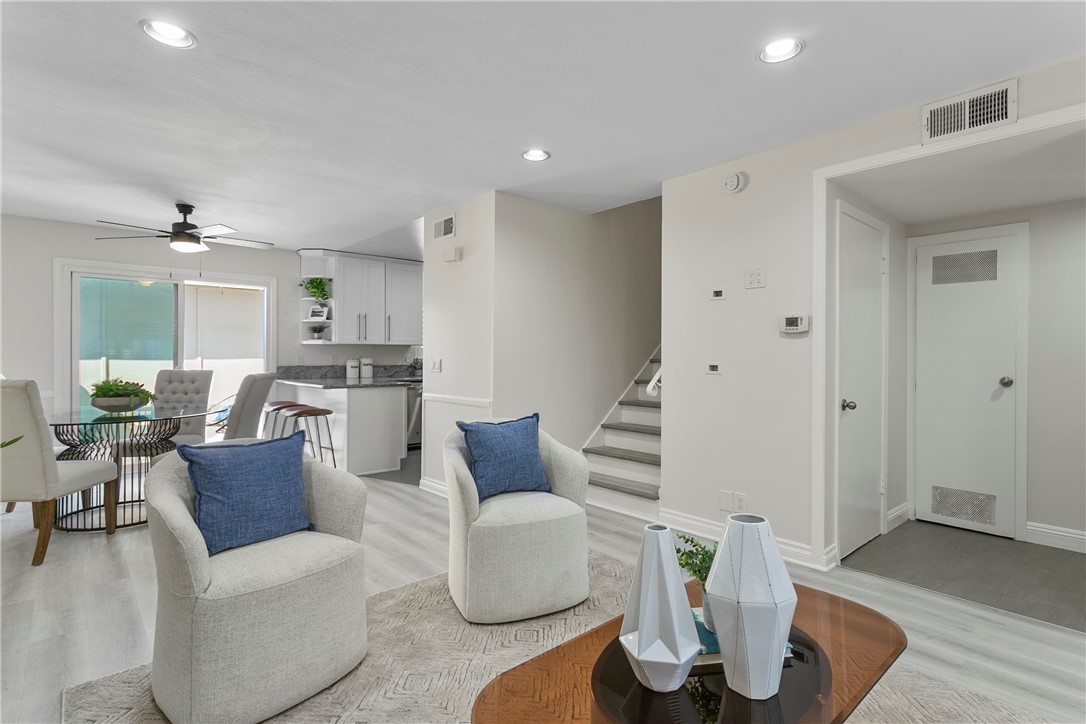 MLS #OC25243251 image #3