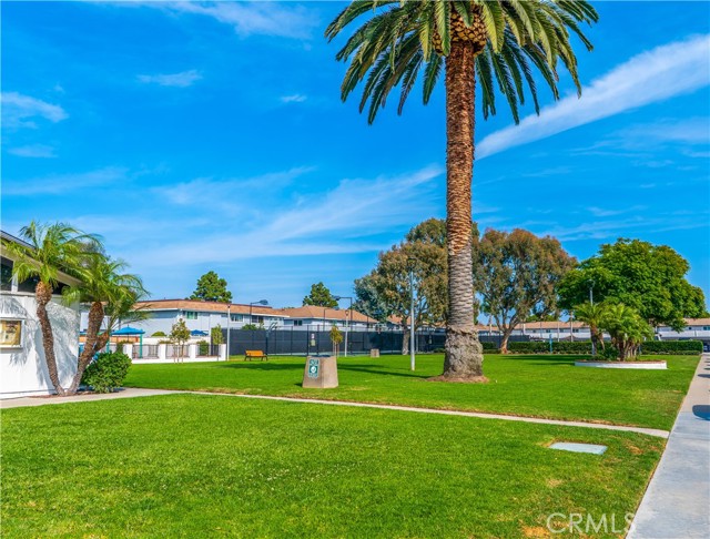 MLS #OC25243251 image #31