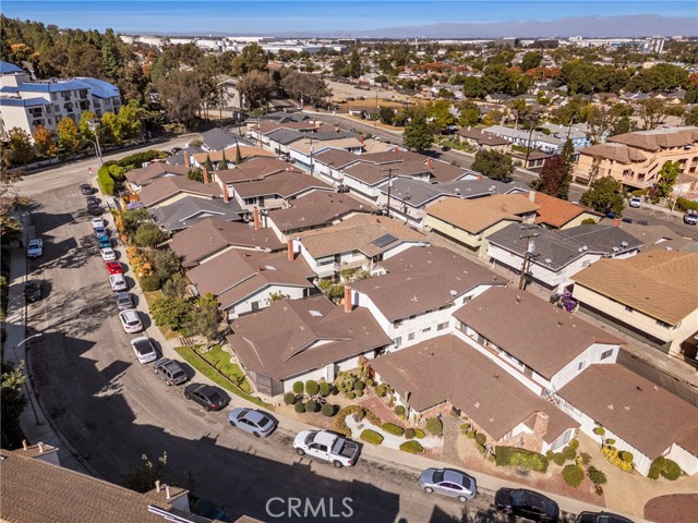 MLS #OC25243281 image #39