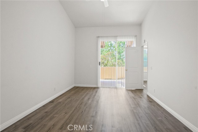 MLS #OC25243296 image #11