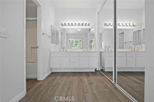 MLS #OC25243296 image #12