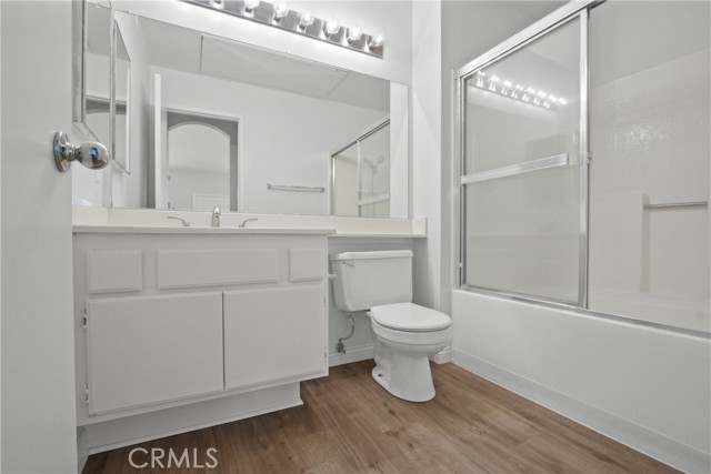 MLS #OC25243296 image #15