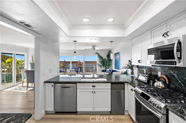 MLS #OC25243305 image #14