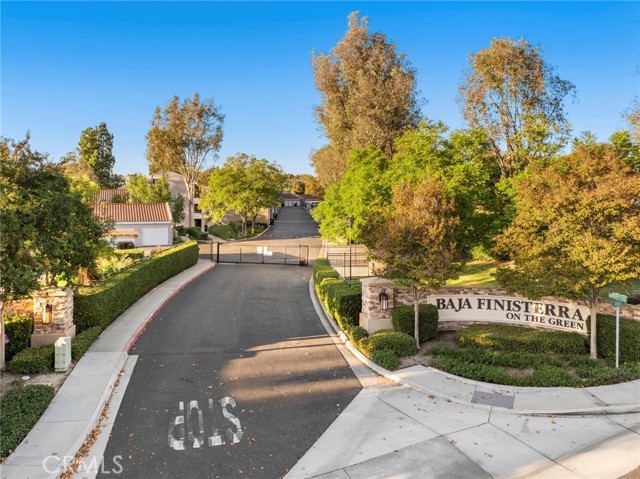 MLS #OC25243324 image #37