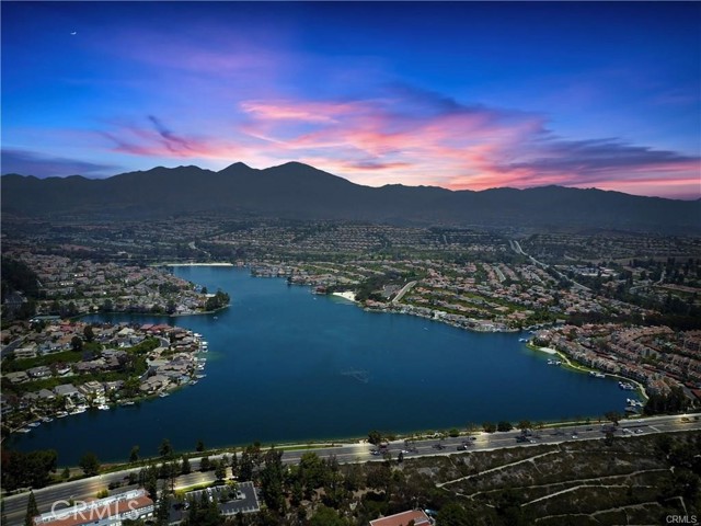 MLS #OC25243324 image #41