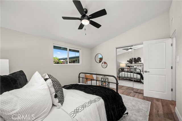 MLS #OC25243333 image #16