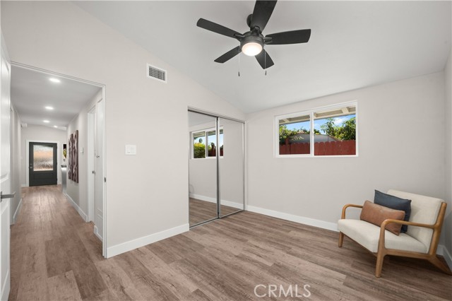 MLS #OC25243333 image #19