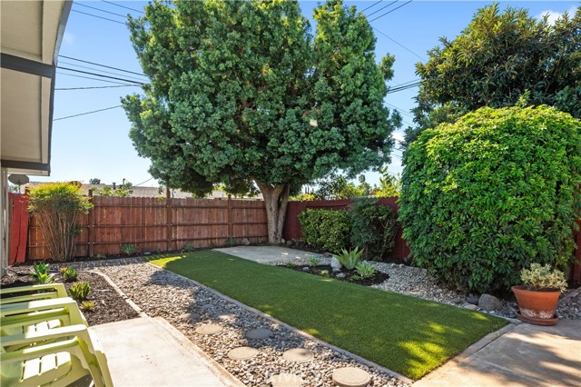 MLS #OC25243333 image #25