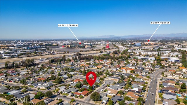 MLS #OC25243333 image #31