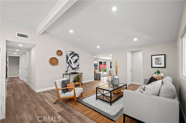 MLS #OC25243333 image #5