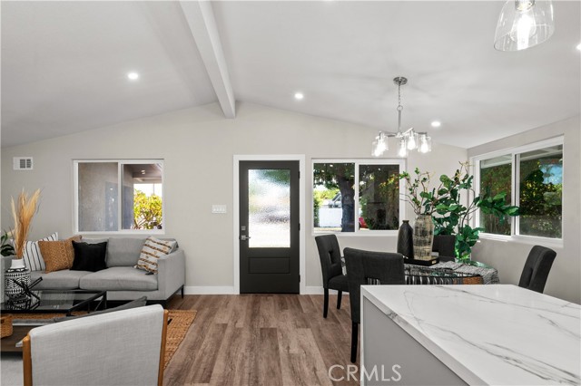 MLS #OC25243333 image #6