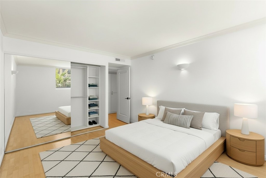 MLS #OC25243411 image #19