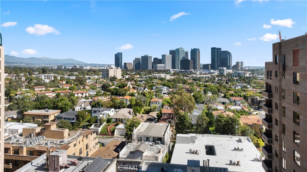 MLS #OC25243411 image #22