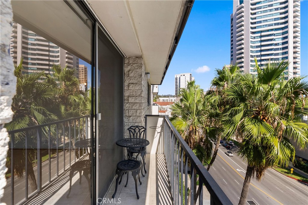 MLS #OC25243411 image #6