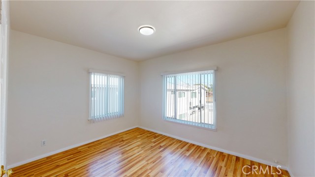 MLS #OC25243436 image #7