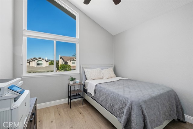 MLS #OC25243440 image #11